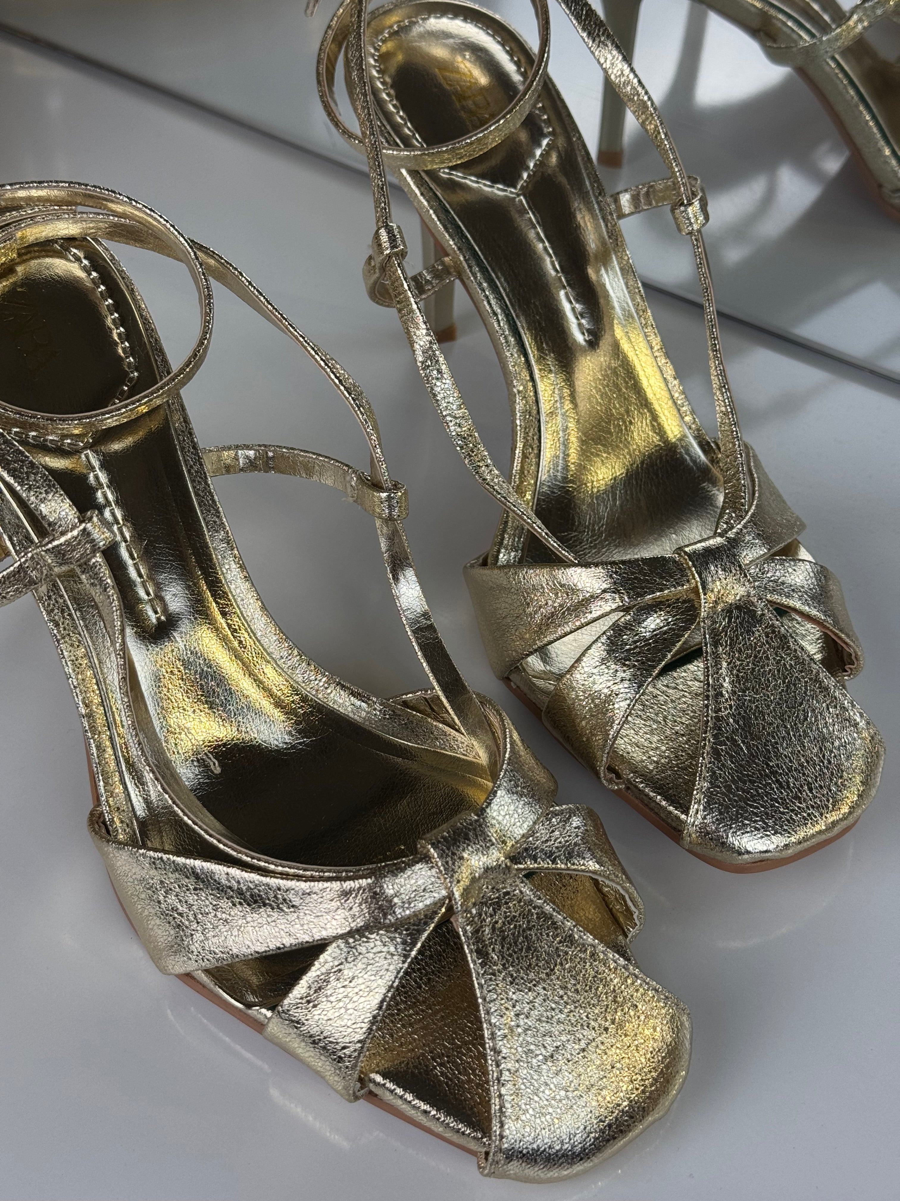 Sandales métallisés – Style Zaraa